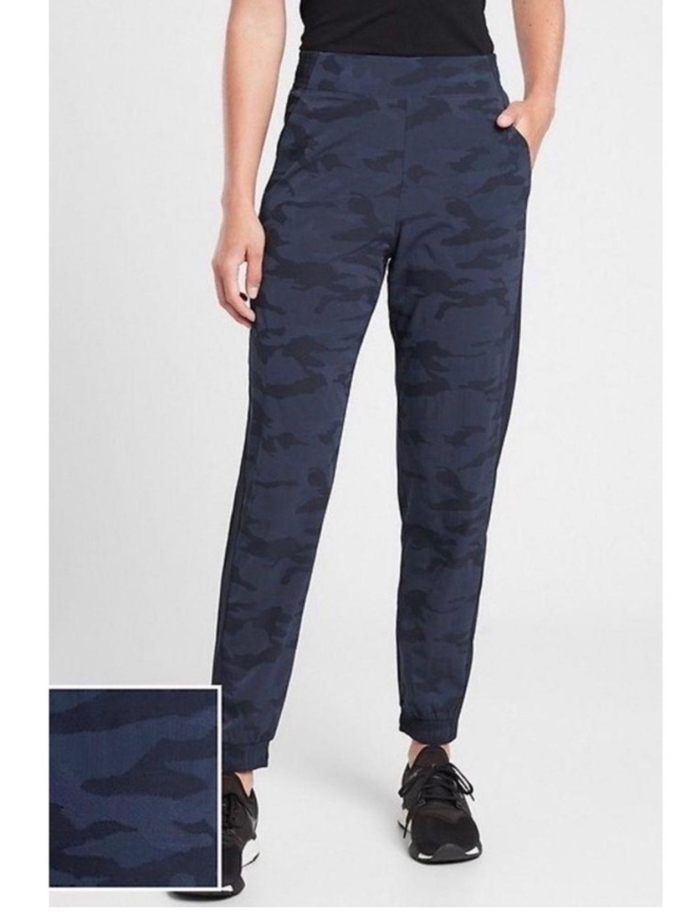 Athleta Women’s Textured Brooklyn Camo Jogger Pants Dark Blue size 4